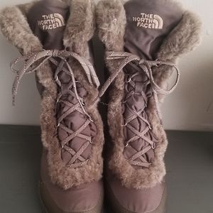 The North Face Nuptse II Snow Boots Size 10